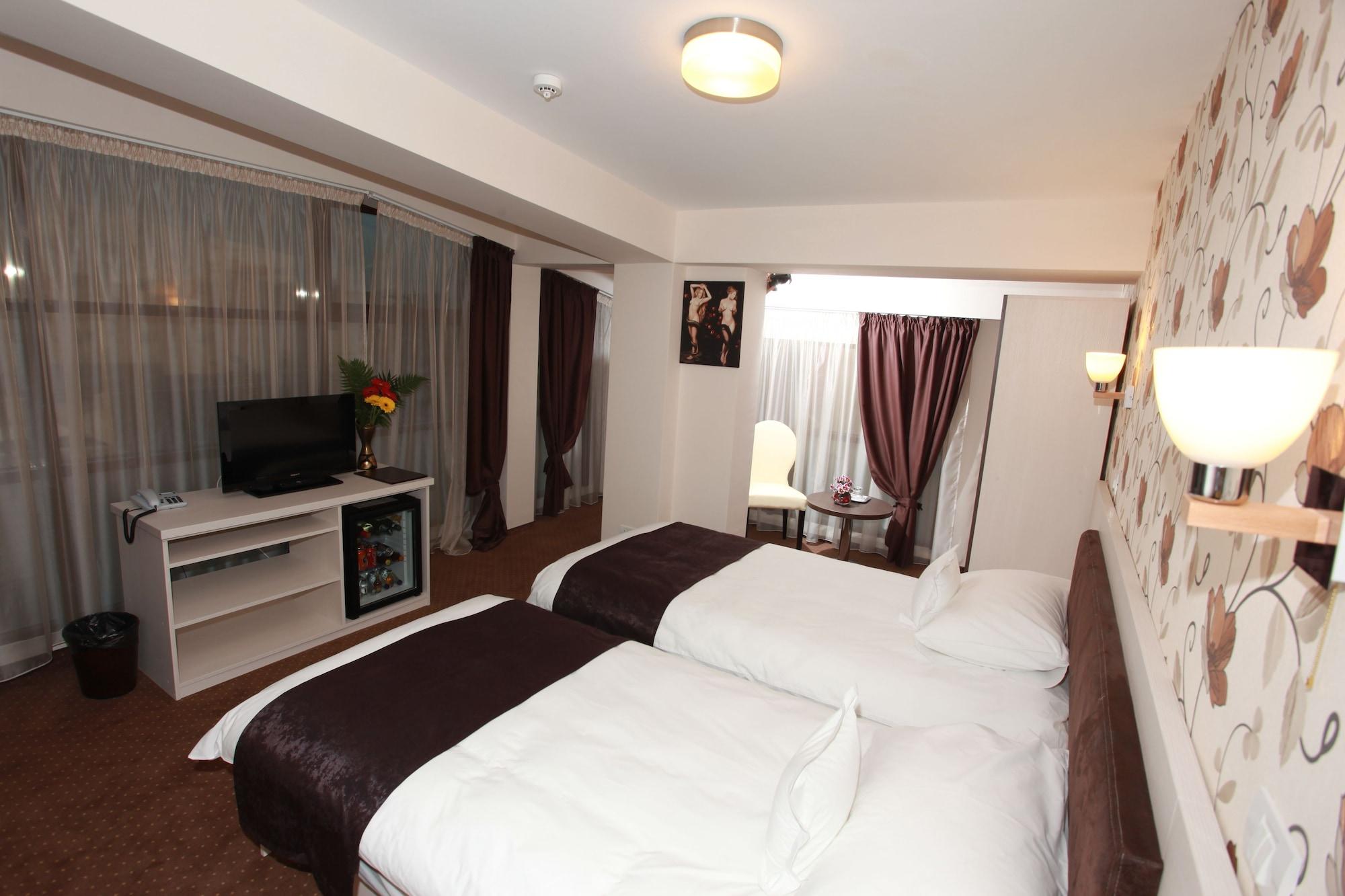 West Plaza Hotel Boekarest Buitenkant foto